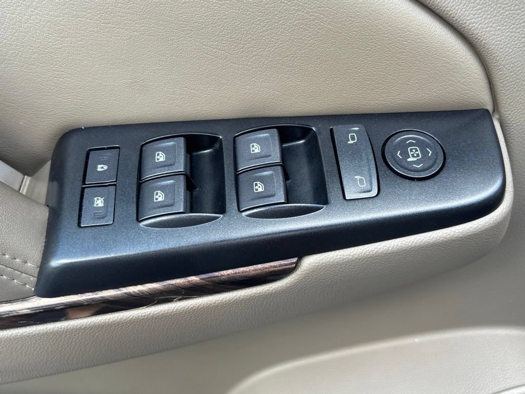 Used 2019 GMC Yukon SLE w/ SLE Value Package RWD image 7