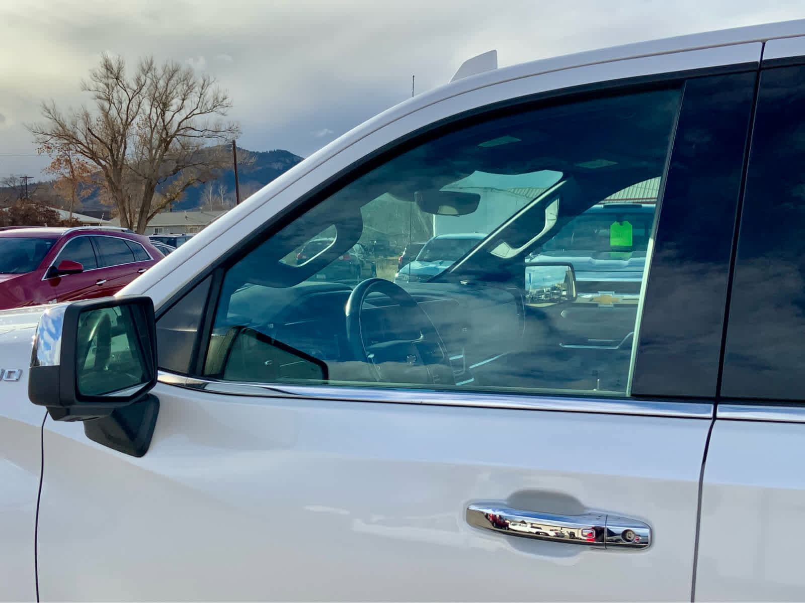 Used 2022 Chevrolet Silverado 1500 LTZ w/ LTZ Premium Package image 16