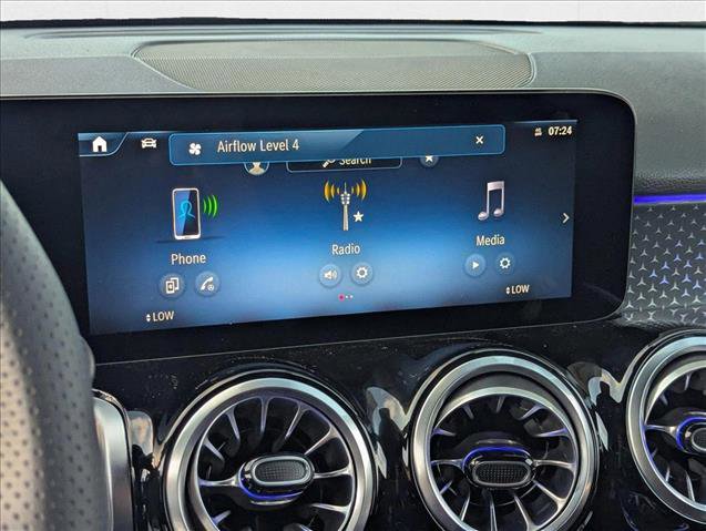 New 2025 Mercedes-Benz GLB 250 image 11