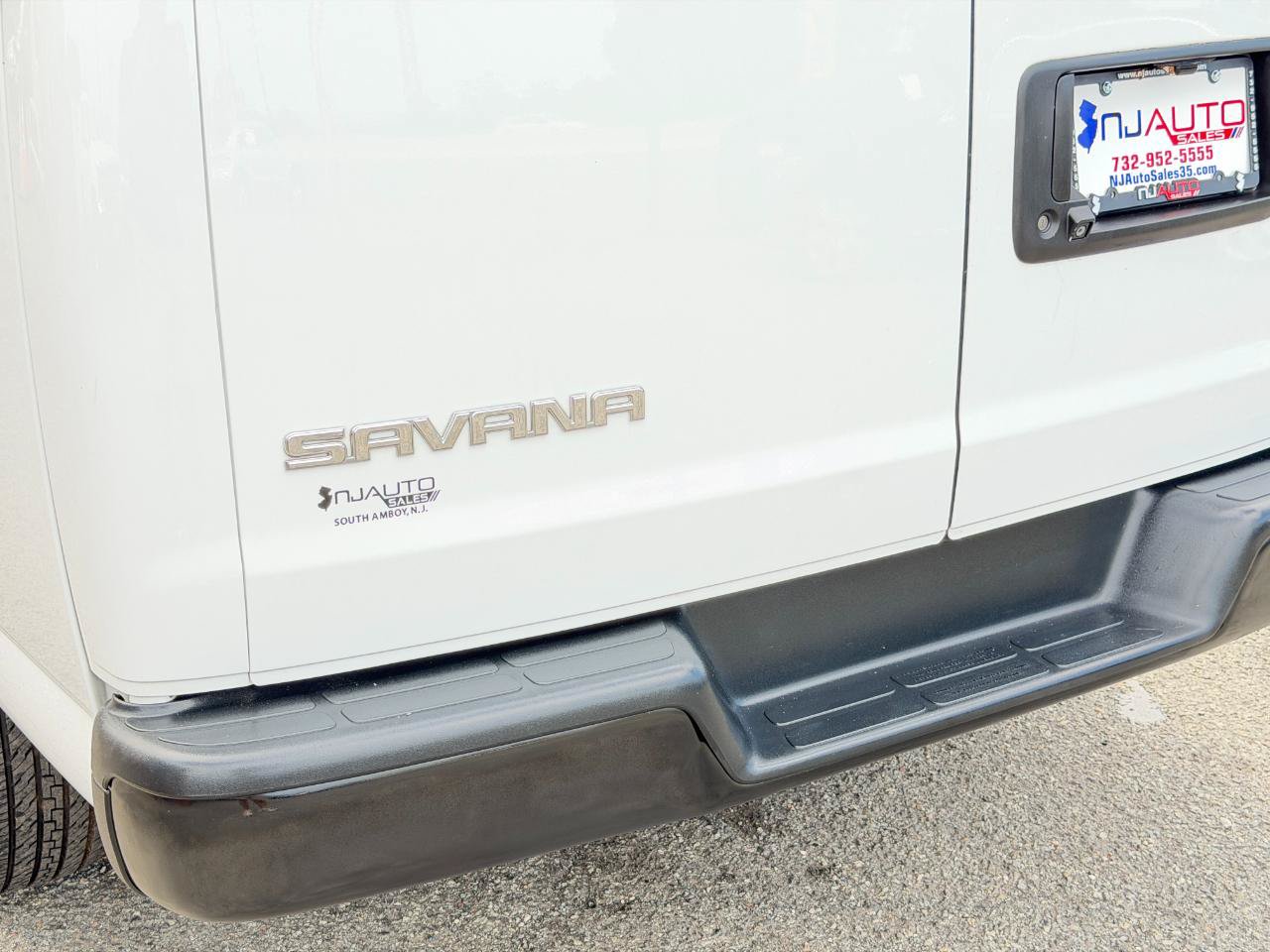 Used 2019 GMC Savana 3500 RWD image 58