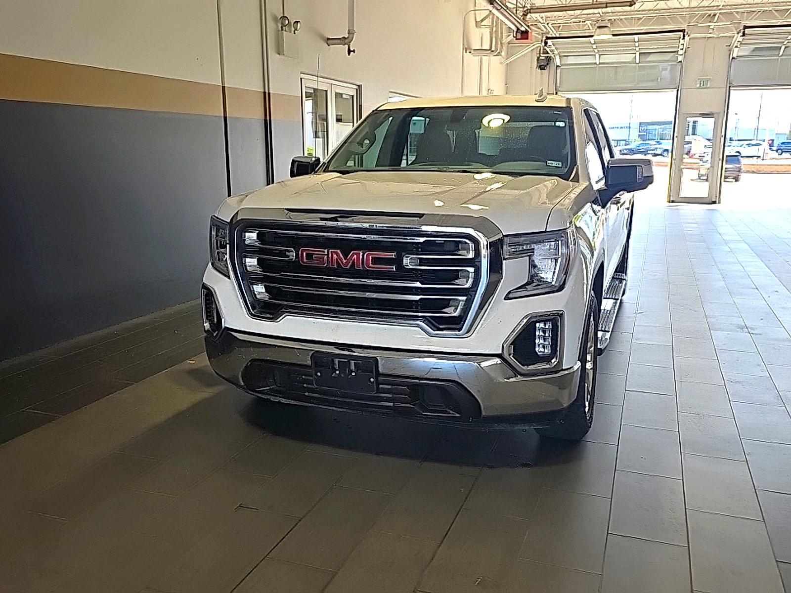 Used 2019 GMC Sierra 1500 SLT RWD image 7