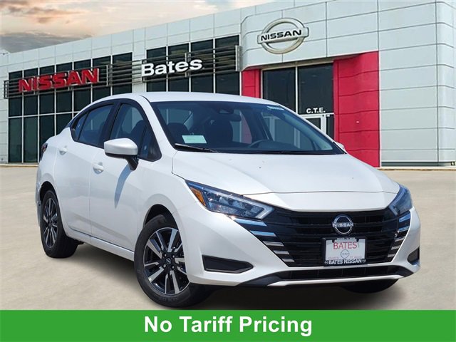 New 2025 Nissan Versa SV w/ Trunk Package