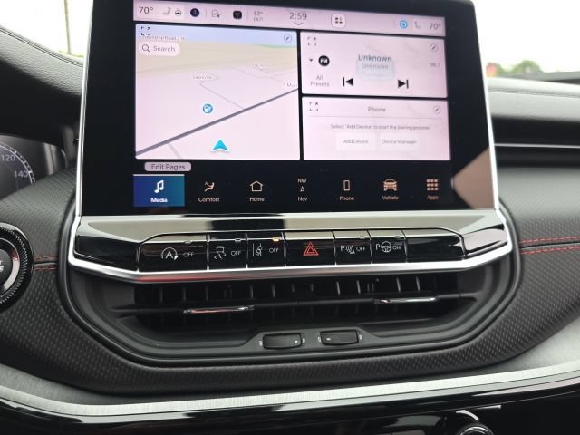 Used 2024 Jeep Compass Trailhawk w/ Trailhawk Elite Group AWD/4WD image 25
