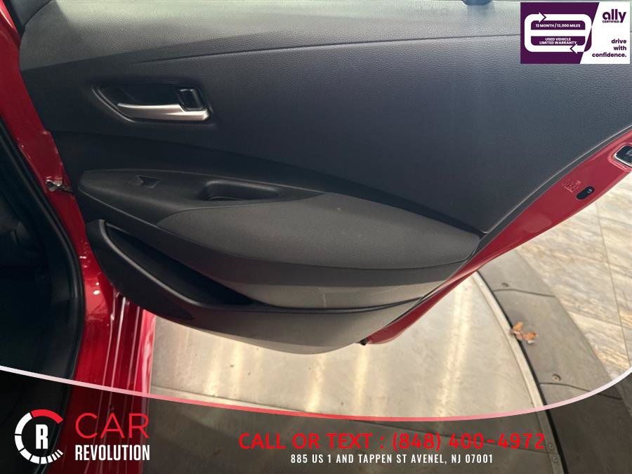Used 2021 Toyota Corolla LE FWD image 44