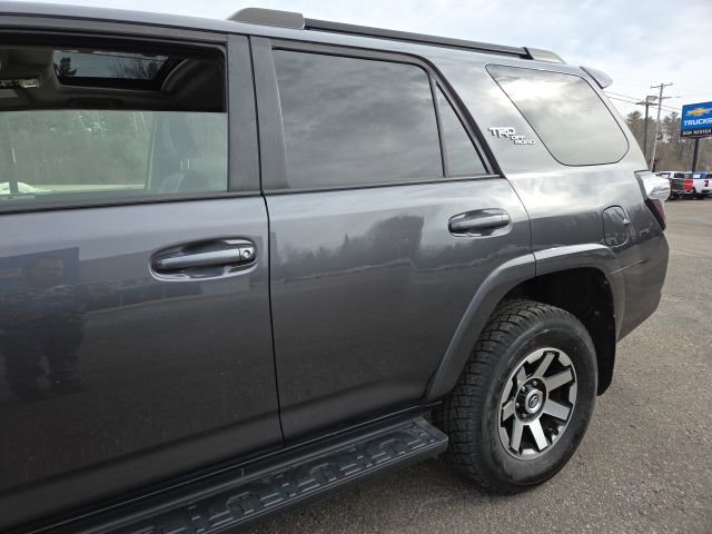 Used 2020 Toyota 4Runner TRD Off-Road image 34