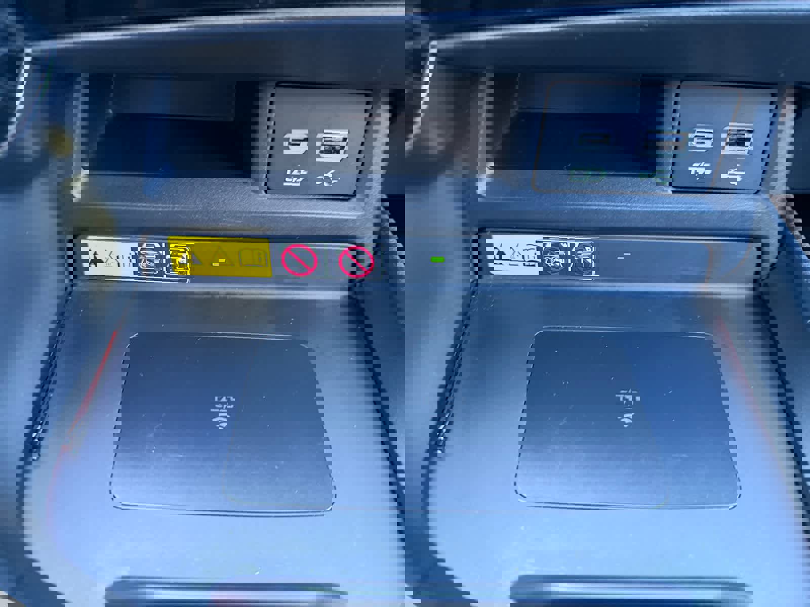 Used 2024 Lexus NX 450h+ F Sport image 4