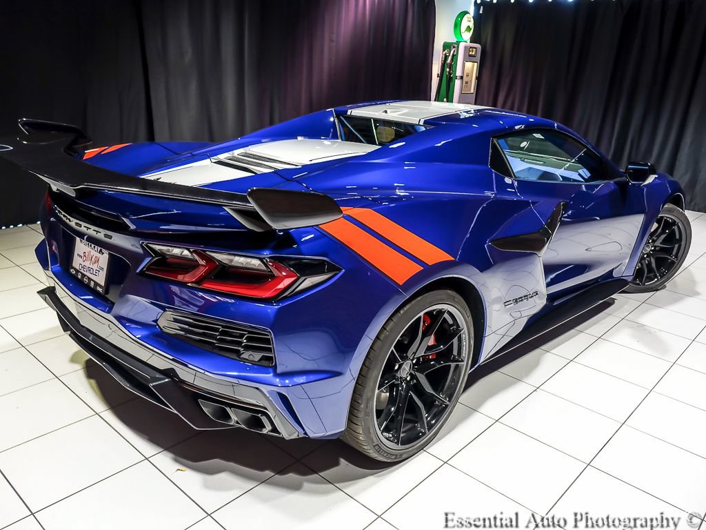 New 2027 Chevrolet Corvette Grand Sport w/ Z52 Sport Performance Package RWD image 9