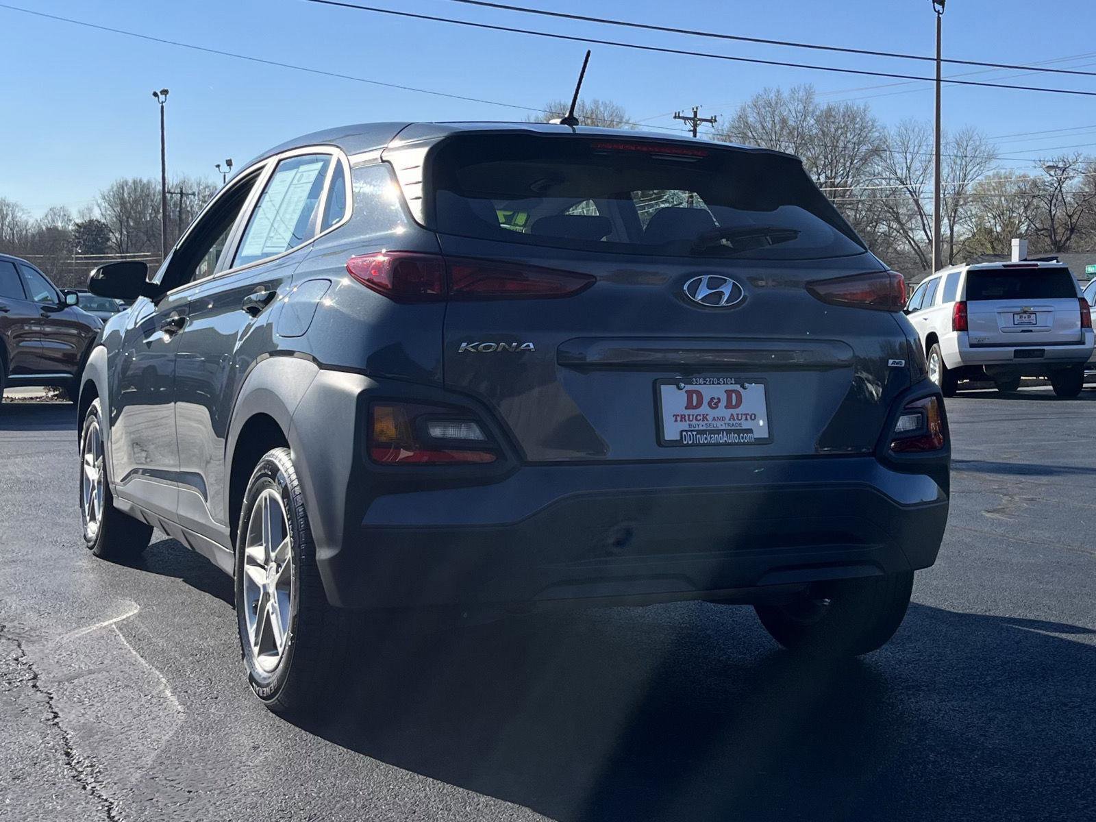 Used 2019 Hyundai Kona SE image 3