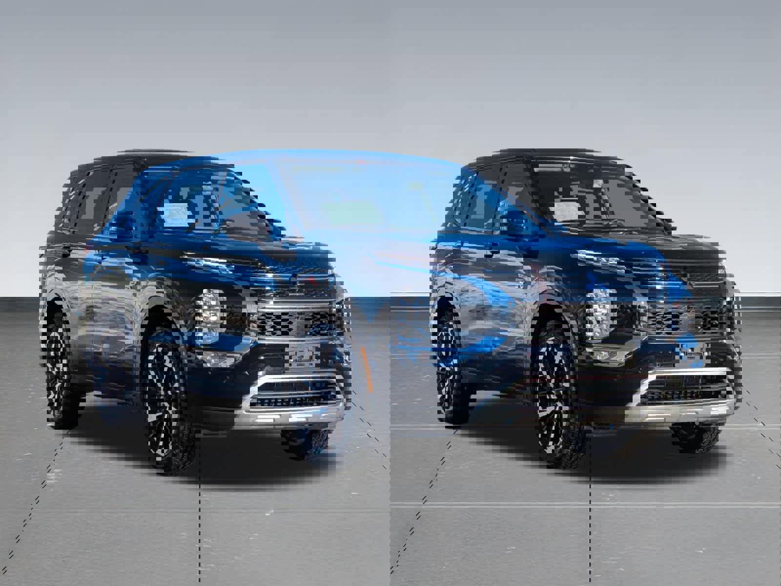 Used 2023 Mitsubishi Outlander SE image 8