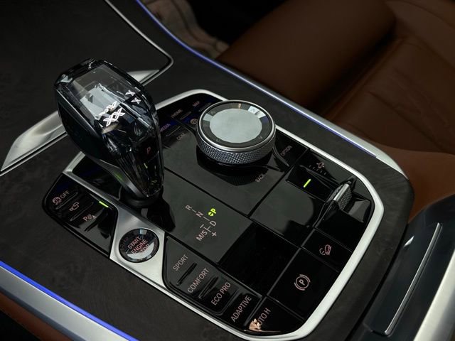 Used 2023 BMW X5 xDrive40i w/ Executive Package image 16