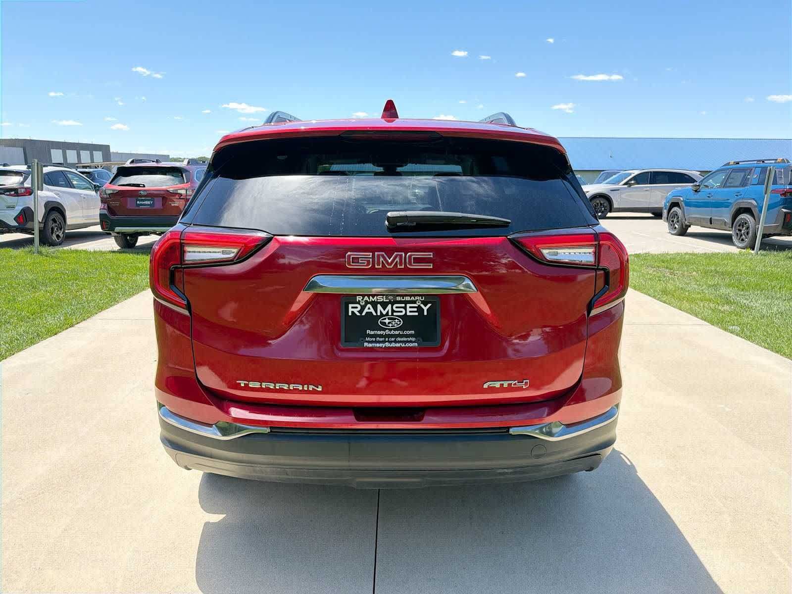 Used 2023 GMC Terrain AT4 AWD/4WD image 5