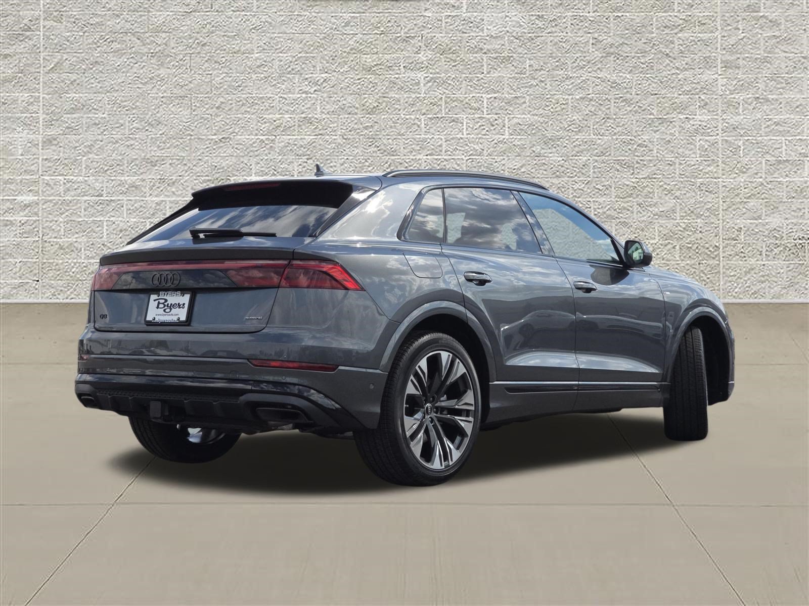 New 2027 Audi Q8 Premium Plus AWD/4WD image 7