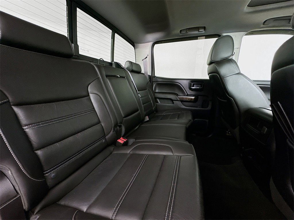 Used 2015 GMC Sierra 3500 Denali w/ Duramax Plus Package image 28