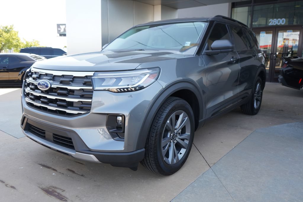 New 2026 Ford Explorer Active w/ Active Comfort Package