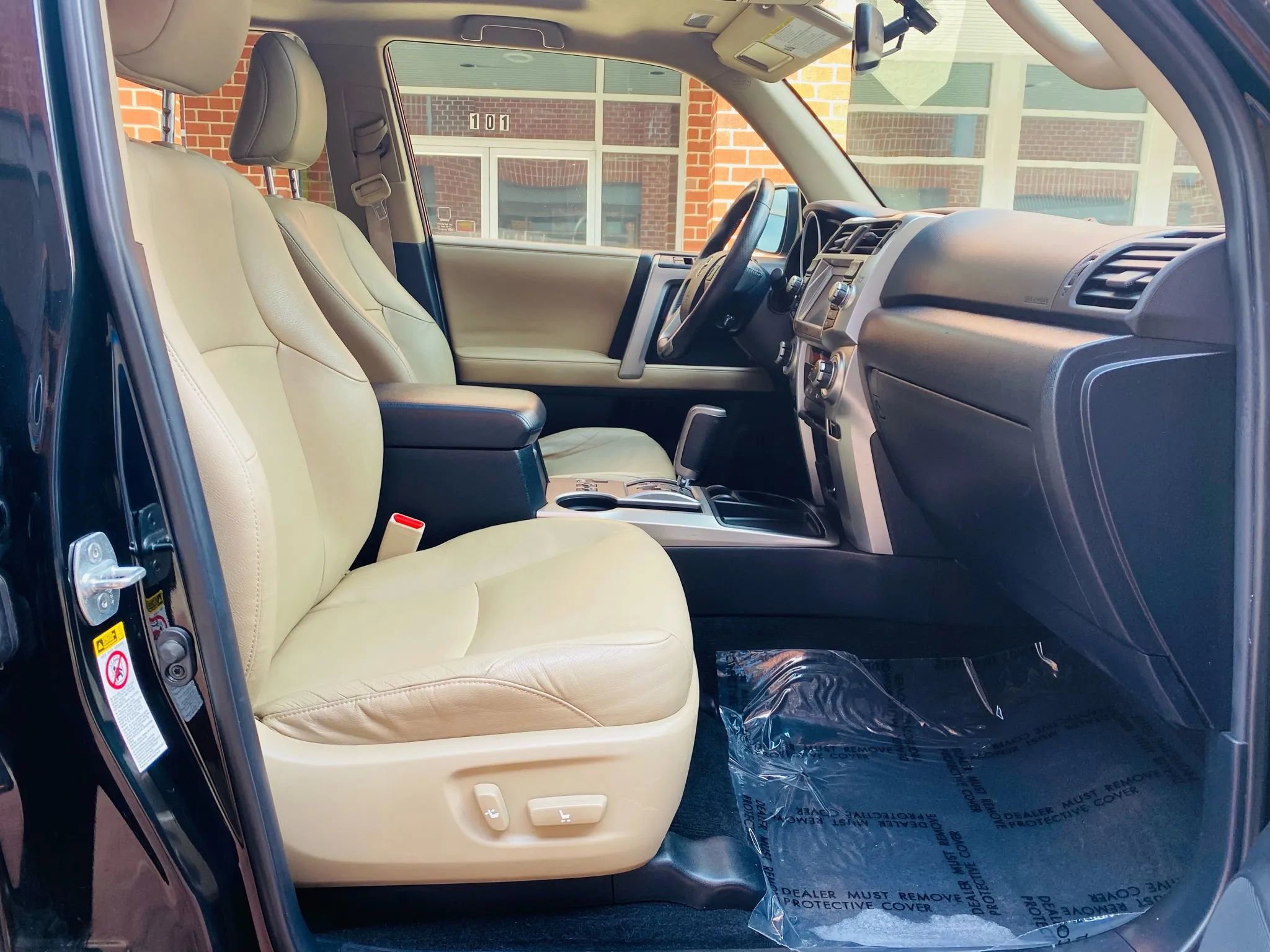 Used 2011 Toyota 4Runner Limited RWD image 8