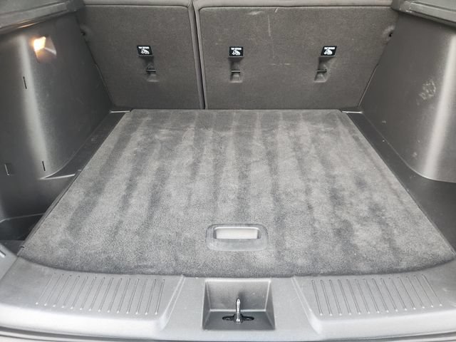 Used 2024 Chevrolet Trax RS FWD image 32