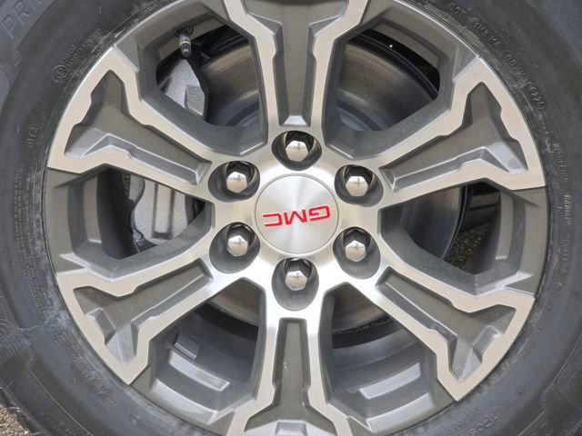 New 2026 GMC Sierra 1500 SLE image 10