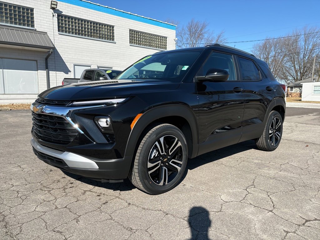 New 2025 Chevrolet TrailBlazer LT w/ Convenience Package