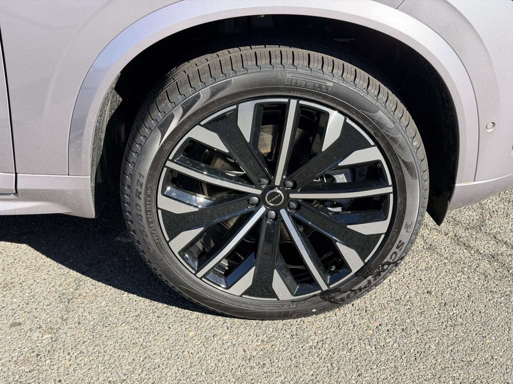 New 2026 Volvo XC90 B6 Plus w/ Protection Package Premier AWD/4WD image 24