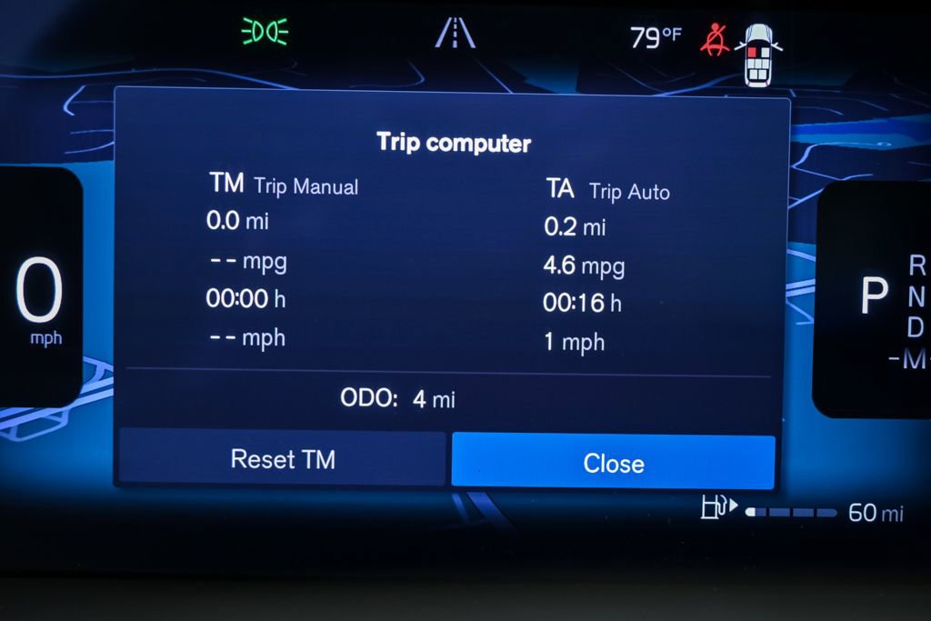 New 2026 Volvo XC90 B6 Plus w/ Protection Package Premier image 12