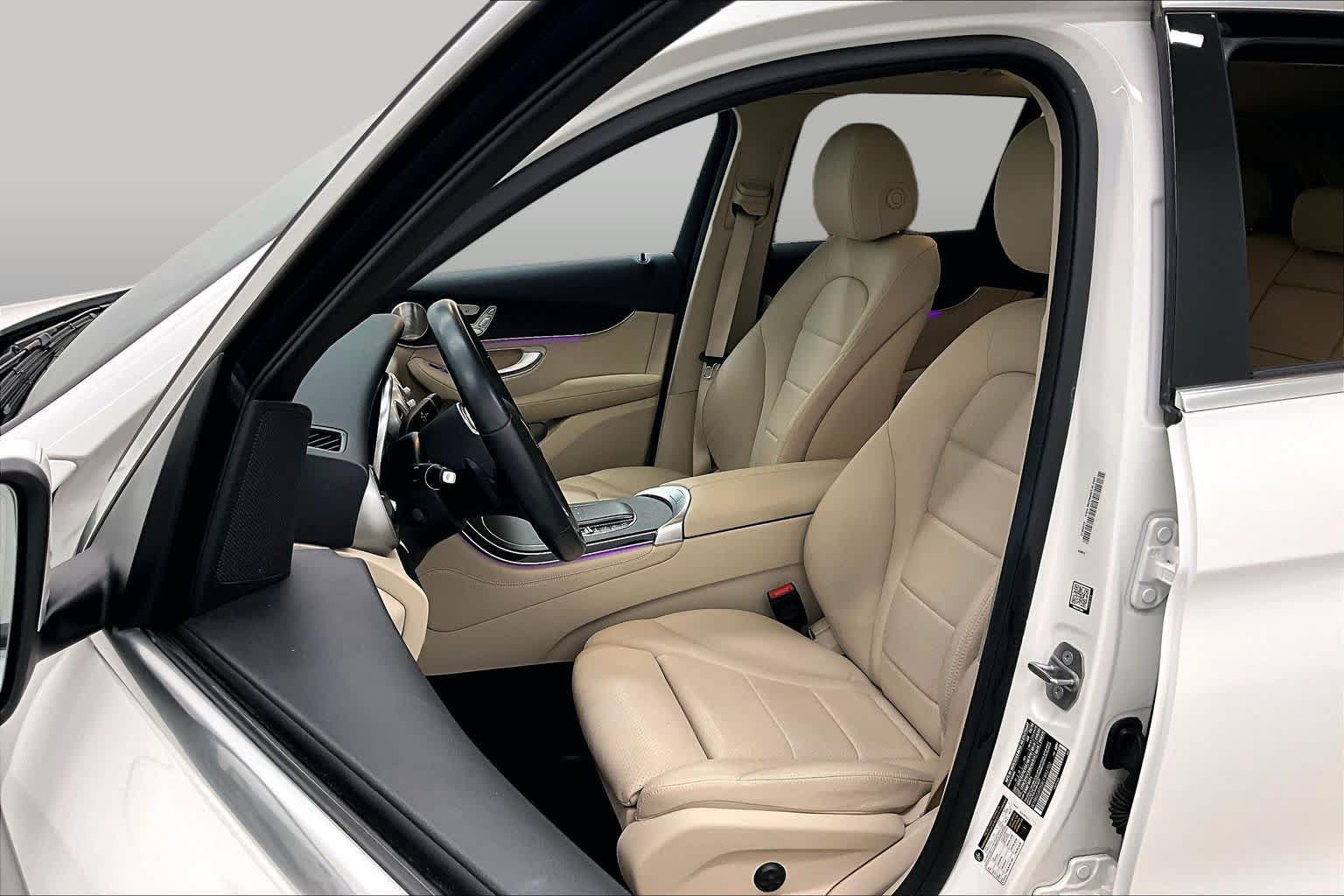 Used 2020 Mercedes-Benz GLC 300 image 8