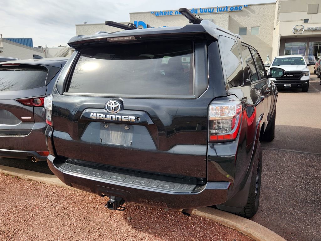 Used 2015 Toyota 4Runner SR5 image 10