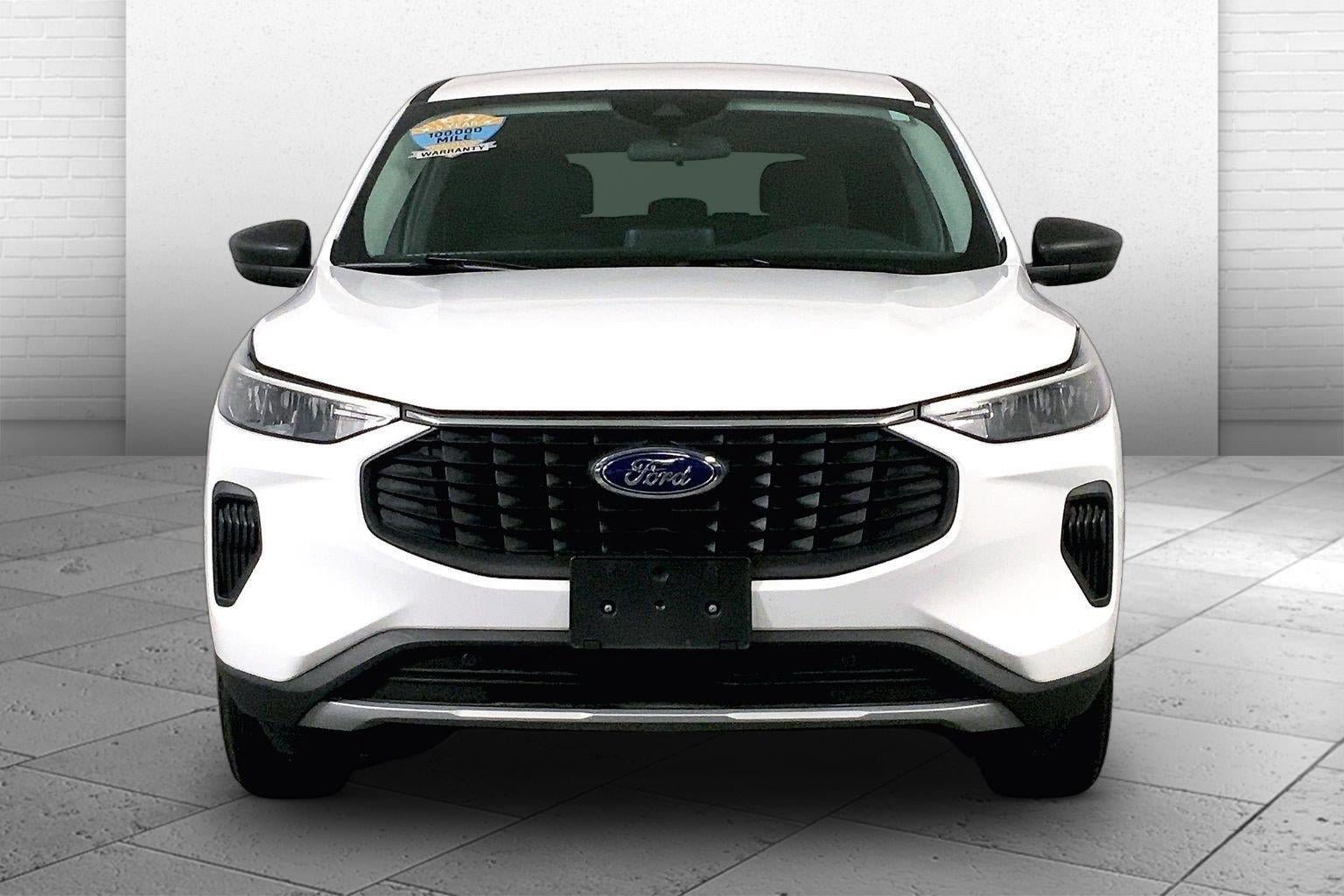 Used 2024 Ford Escape Active AWD/4WD image 2