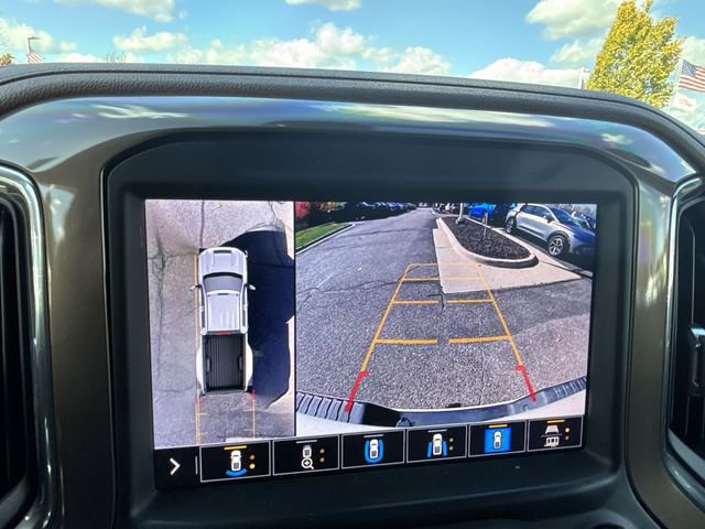 Used 2022 Chevrolet Silverado 3500 High Country w/ Technology Package image 14