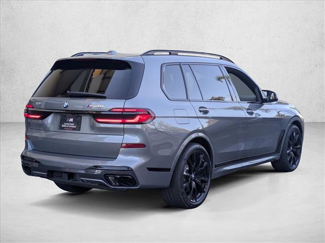 New 2026 BMW X7 M60i image 2