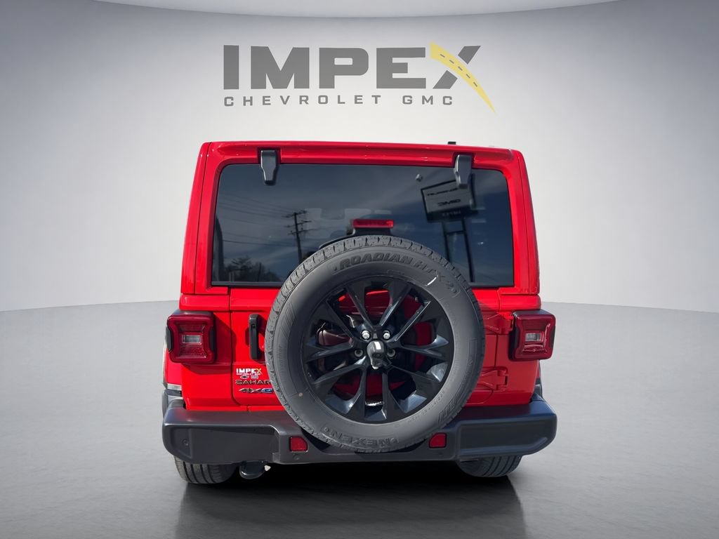 Used 2025 Jeep Wrangler Unlimited Sahara w/ Safety Group AWD/4WD image 5