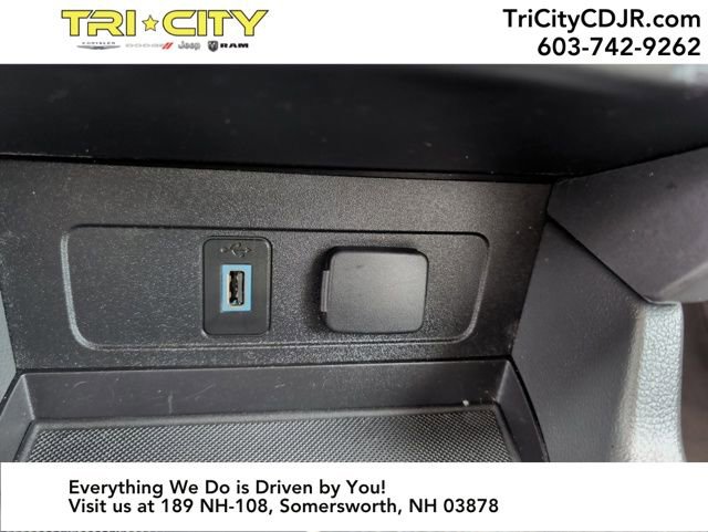 Used 2018 Ford Escape SE image 29