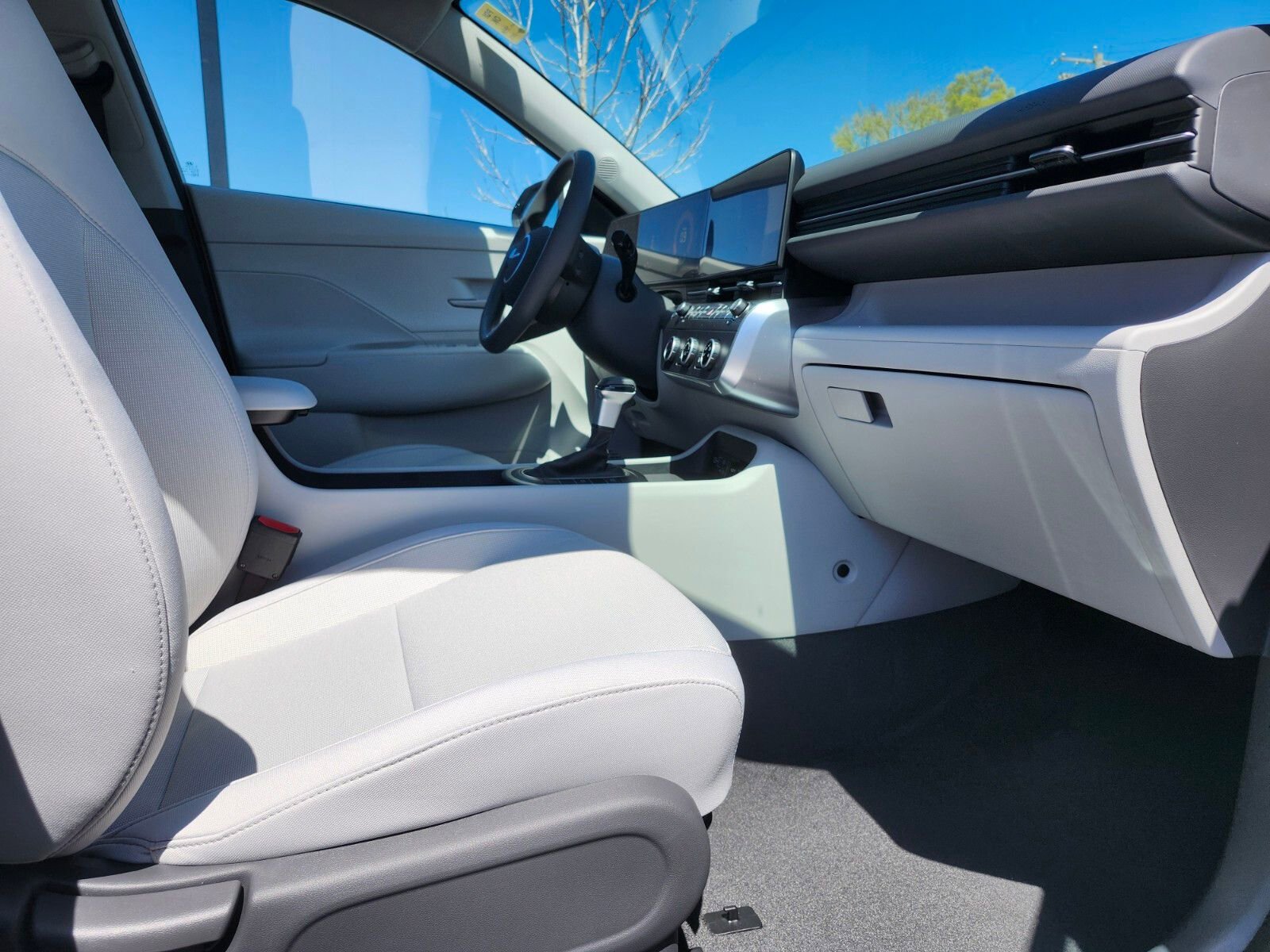 New 2026 Hyundai Kona SE AWD/4WD image 8