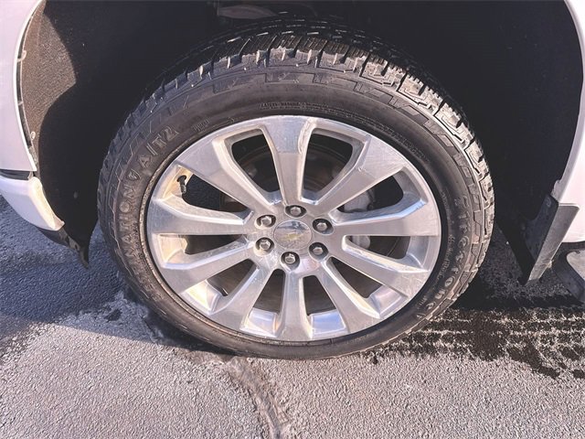 Used 2019 Chevrolet Silverado 1500 High Country w/ Technology Package image 34