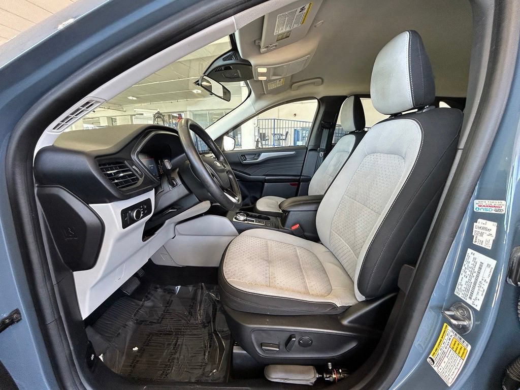 Certified 2023 Ford Escape Active FWD image 11