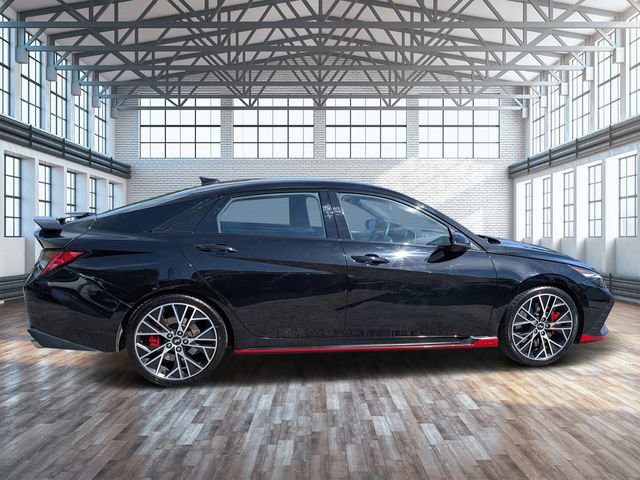 Used 2022 Hyundai Elantra N FWD image 3