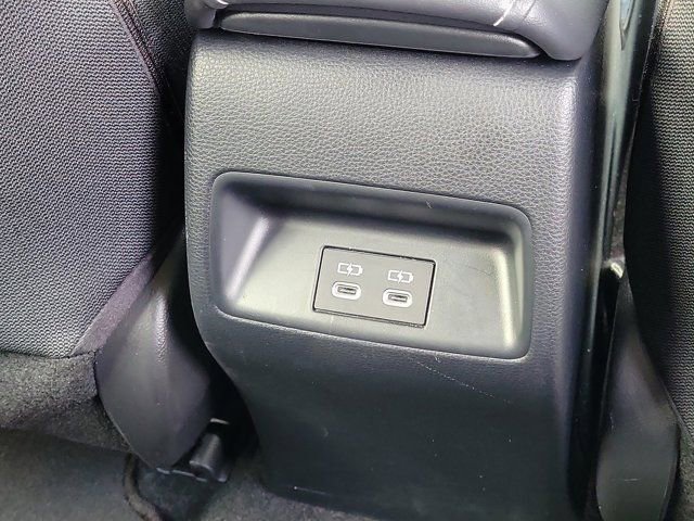 Used 2025 Toyota Corolla SE FWD image 6