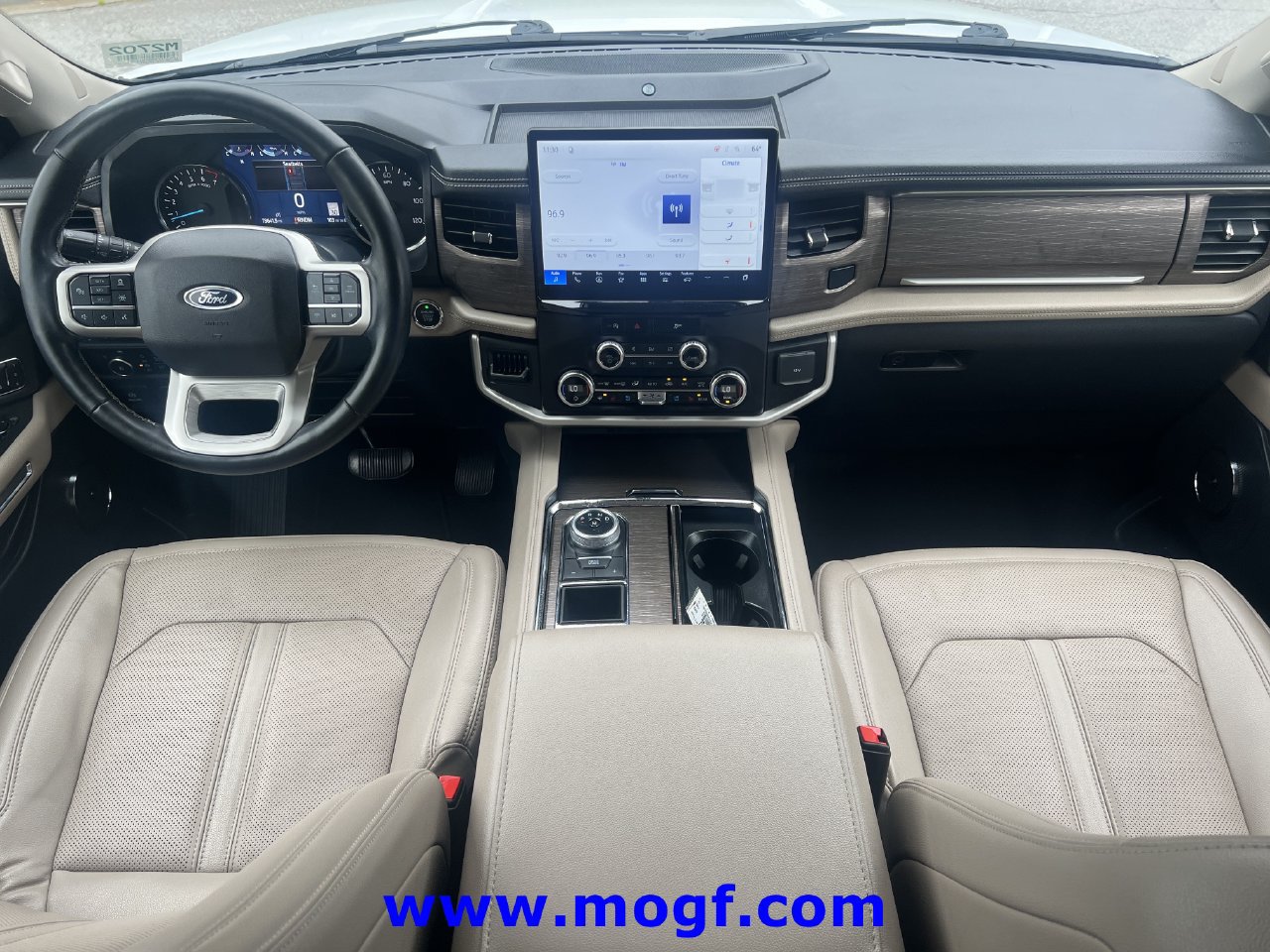Used 2024 Ford Expedition Limited RWD image 5