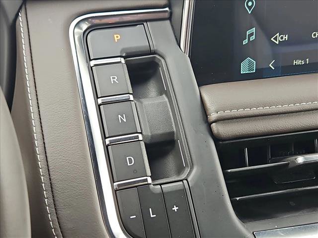 Used 2023 Chevrolet Tahoe Z71 w/ Luxury Package image 12