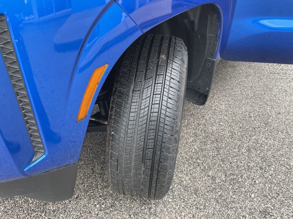 Used 2024 Nissan Frontier SV w/ SV Convenience Package image 48