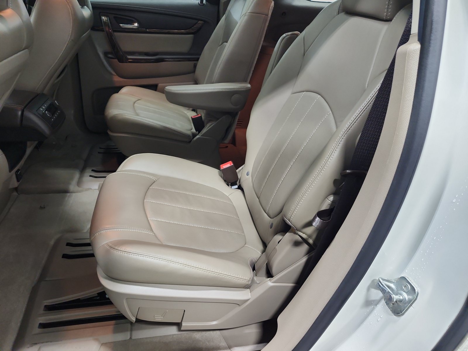 Used 2015 GMC Acadia Denali FWD image 13