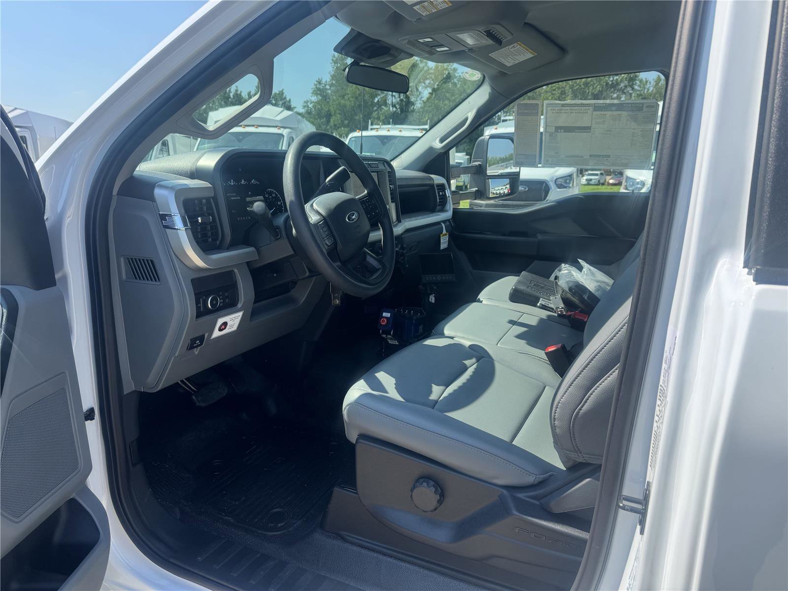 New 2024 Ford F600 4x4 Regular Cab Super Duty w/ XL Chrome Package image 20