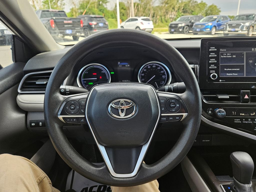 Used 2021 Toyota Camry LE FWD image 11