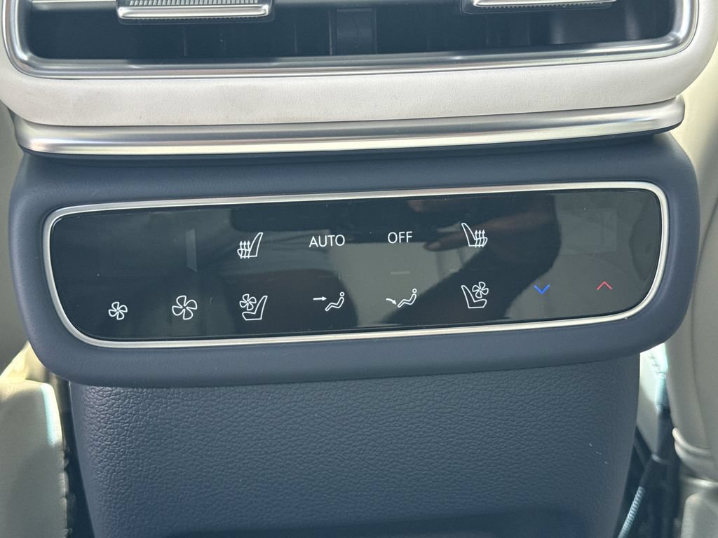 New 2025 Genesis GV80 3.5T Prestige AWD/4WD image 23