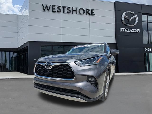Used 2021 Toyota Highlander Platinum FWD image 7