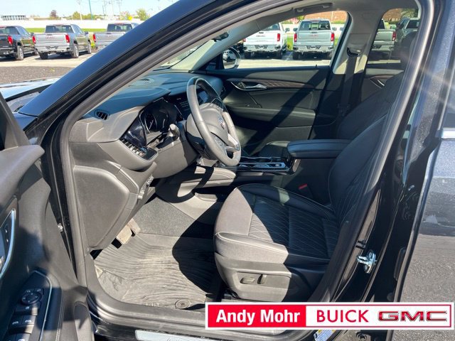 Used 2023 Buick Envision Avenir AWD/4WD image 18