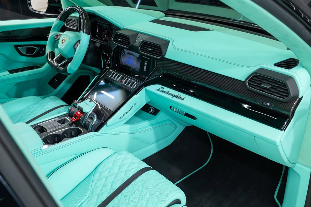 Used 2024 Lamborghini Urus S image 54