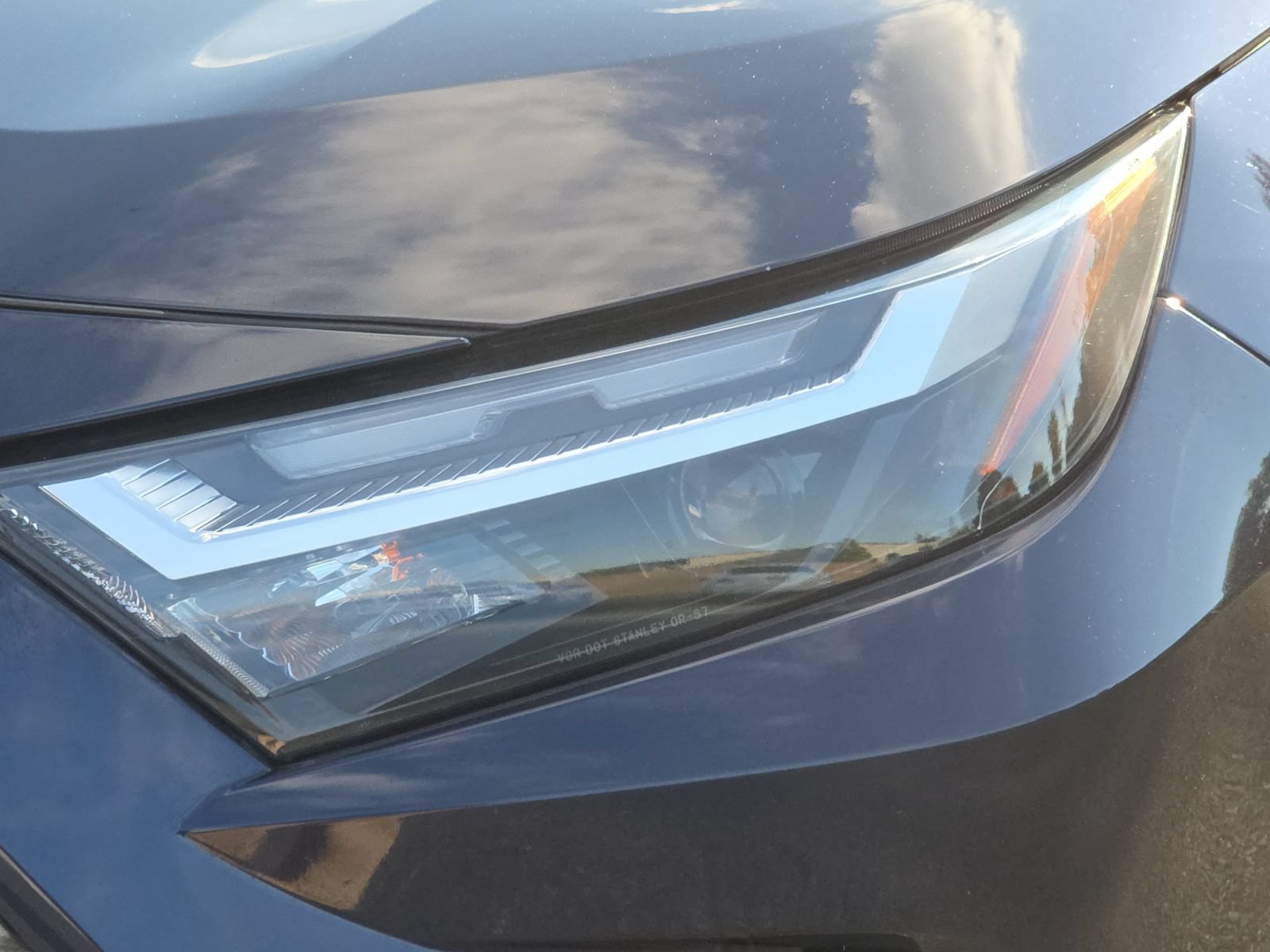 Used 2022 Toyota RAV4 XLE FWD image 29