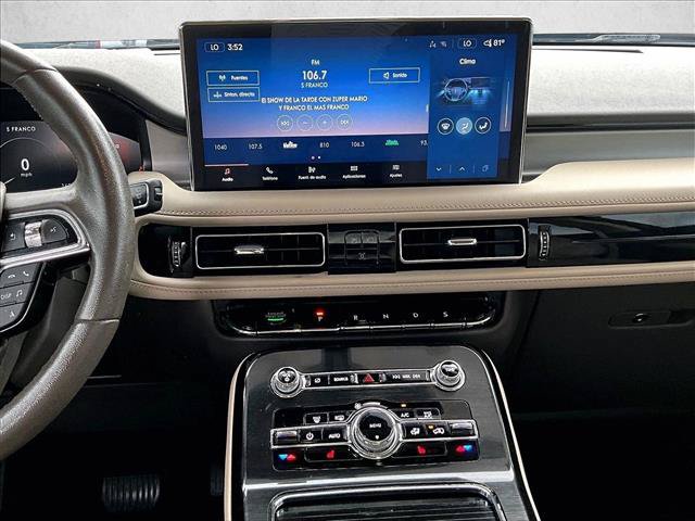 Used 2023 Lincoln Nautilus FWD image 8