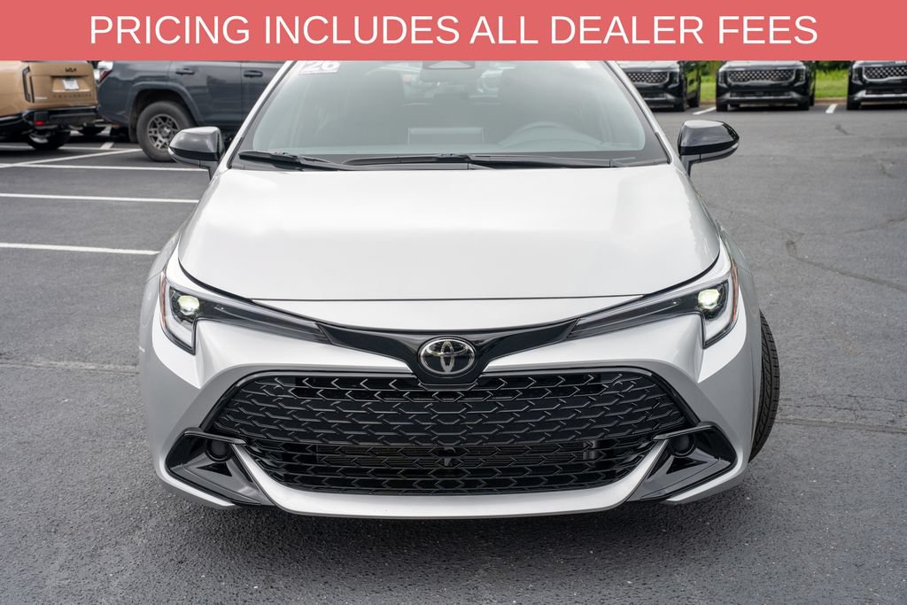 Used 2026 Toyota Corolla SE FWD image 2