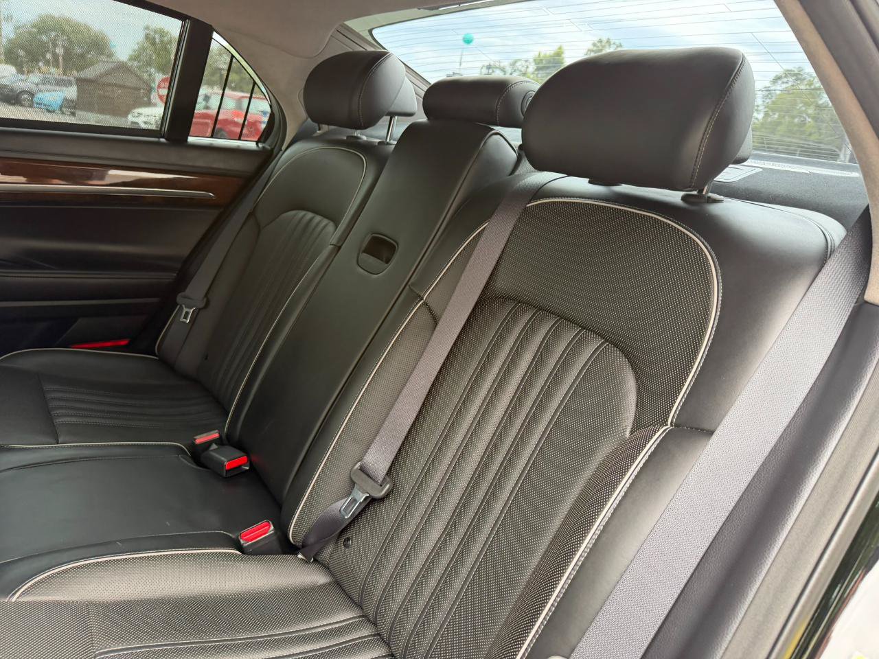 Used 2017 Genesis G90 3.3T Premium RWD image 45